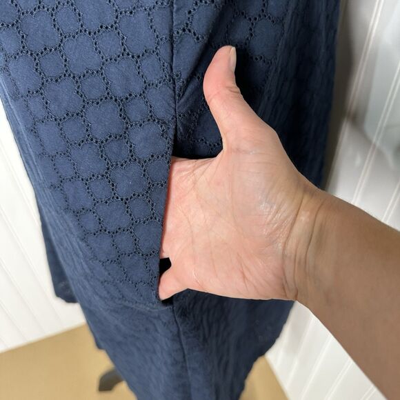 Lands End Eyelet Popover Dress Sz 14 Navy Blue Midi Vacation Career Pockets - Picture 14 of 15